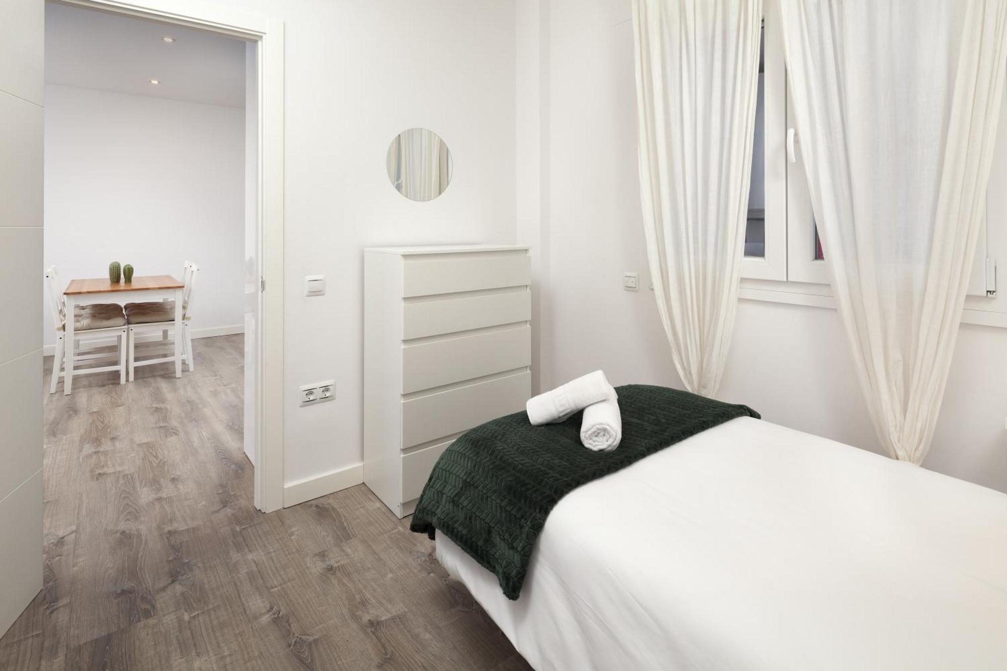 Apartamento Chanquete เนร์คา ภายนอก รูปภาพ