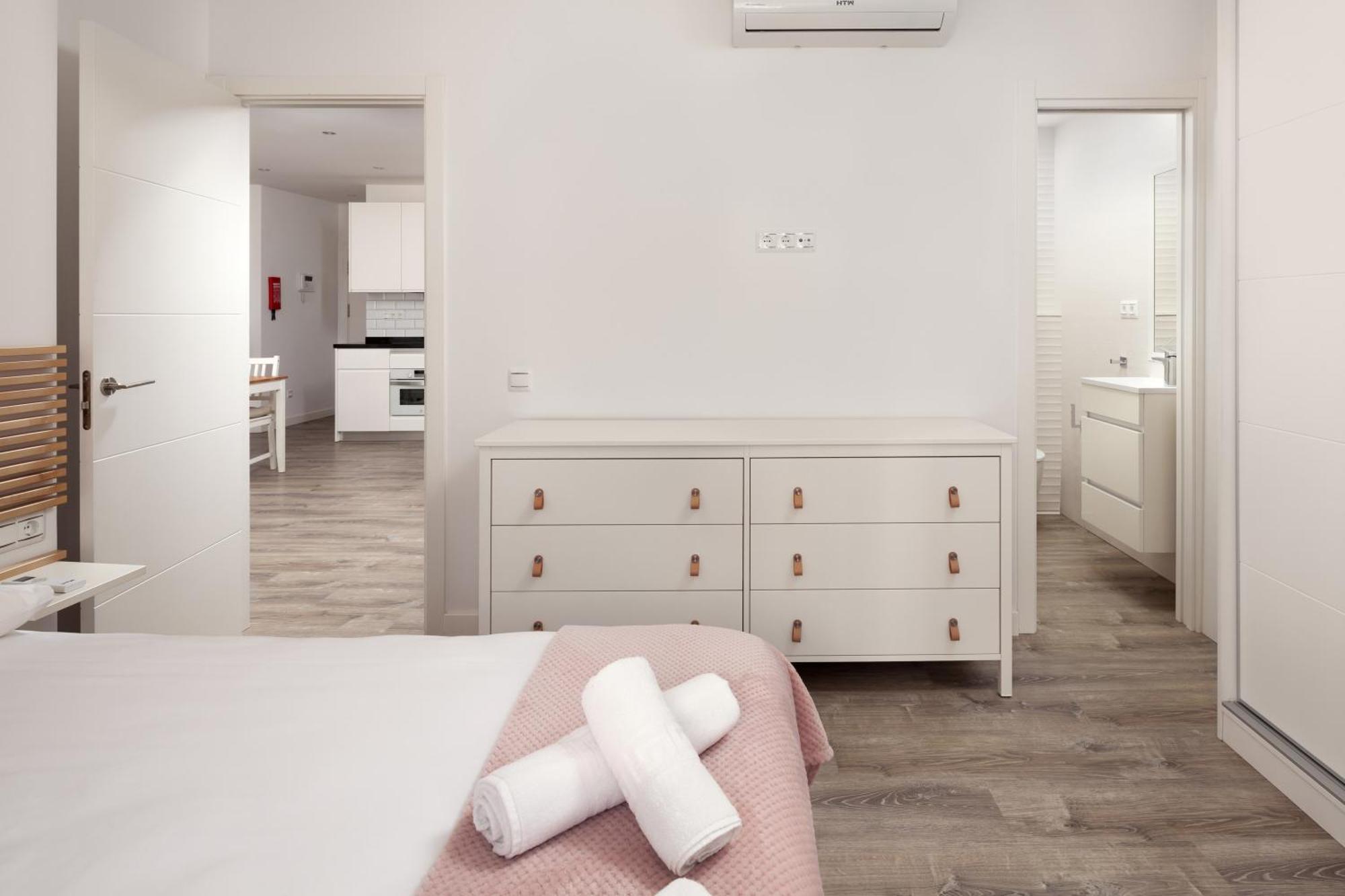 Apartamento Chanquete เนร์คา ภายนอก รูปภาพ